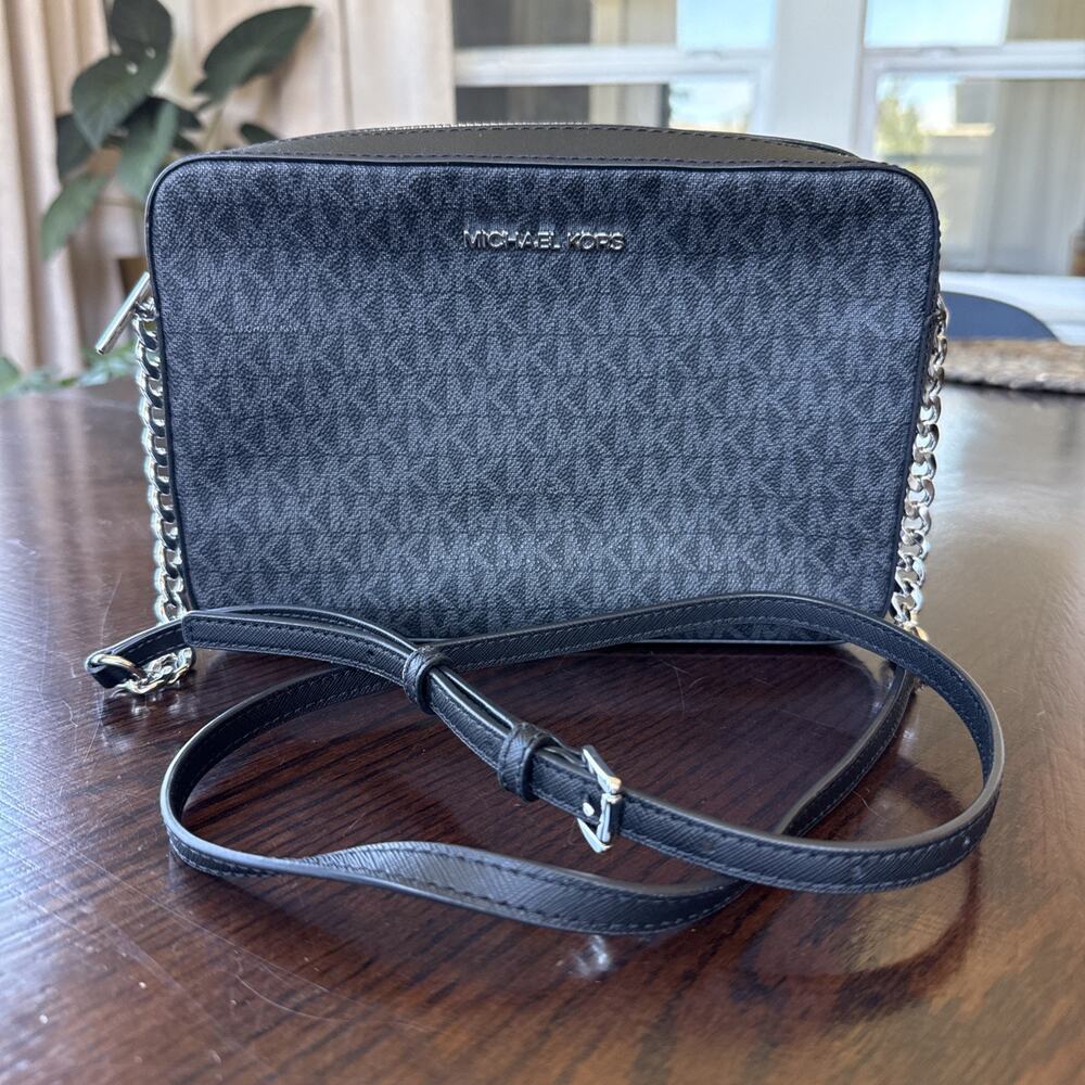 NWOT!! Michael Kors Large Black Crossbody Bag 35H9STTC3B-001 Retail $378 Jet Set